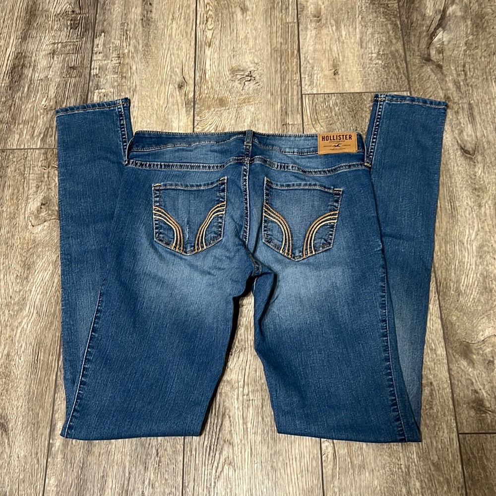 HOLLISTER SKINNY JEANS